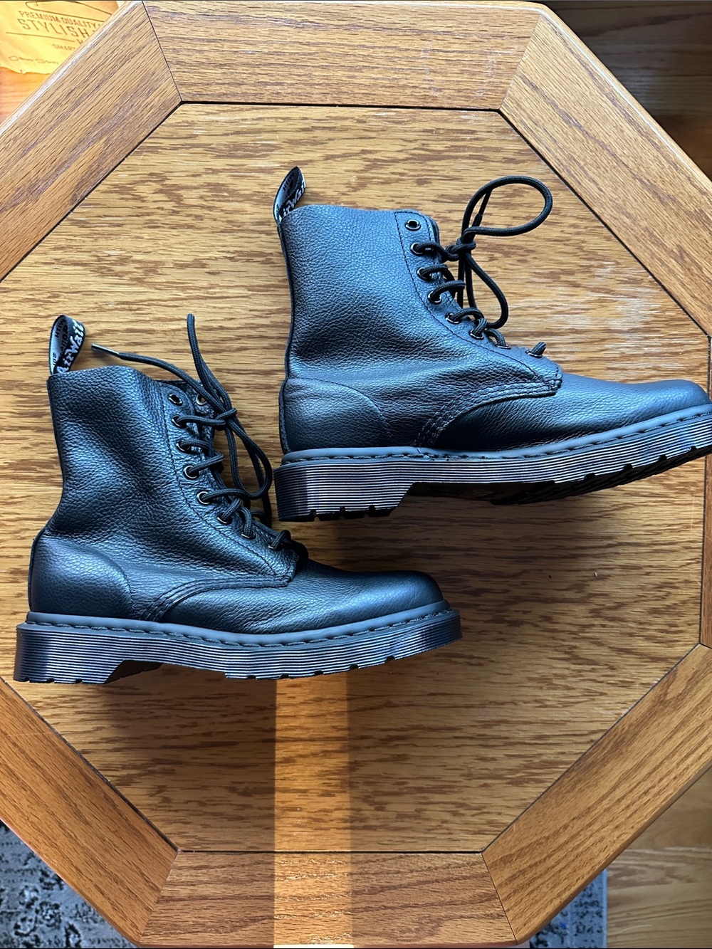 *DR. MARTENS* Men’s 1460 Pascal Virginia Leather Lace-Up Combat Boots Size 6 - Picture 2 of 15
